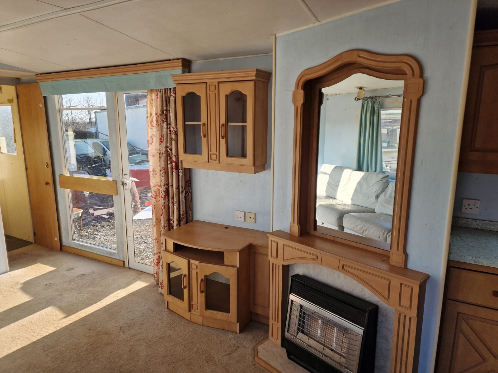 Atlas Florida 35' x 10' centre lounge - Image 6