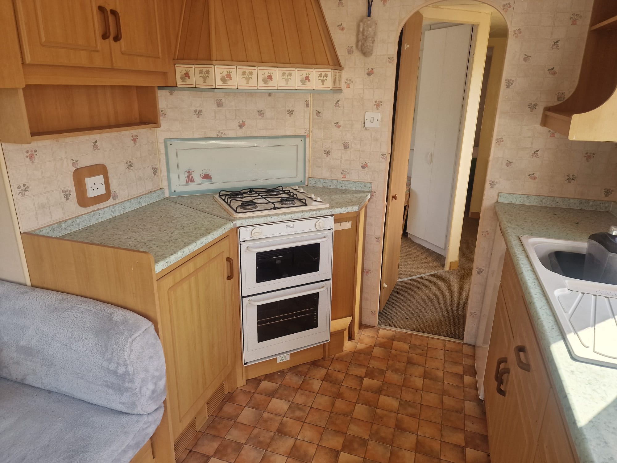 35' x 12' three bedroom with DG - Image 2