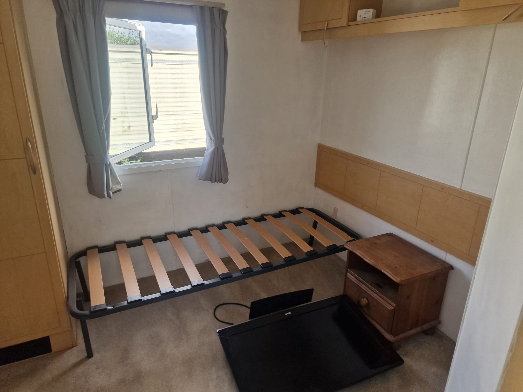32' x 12' Peaked roof with two bedrooms + DG - Image 4