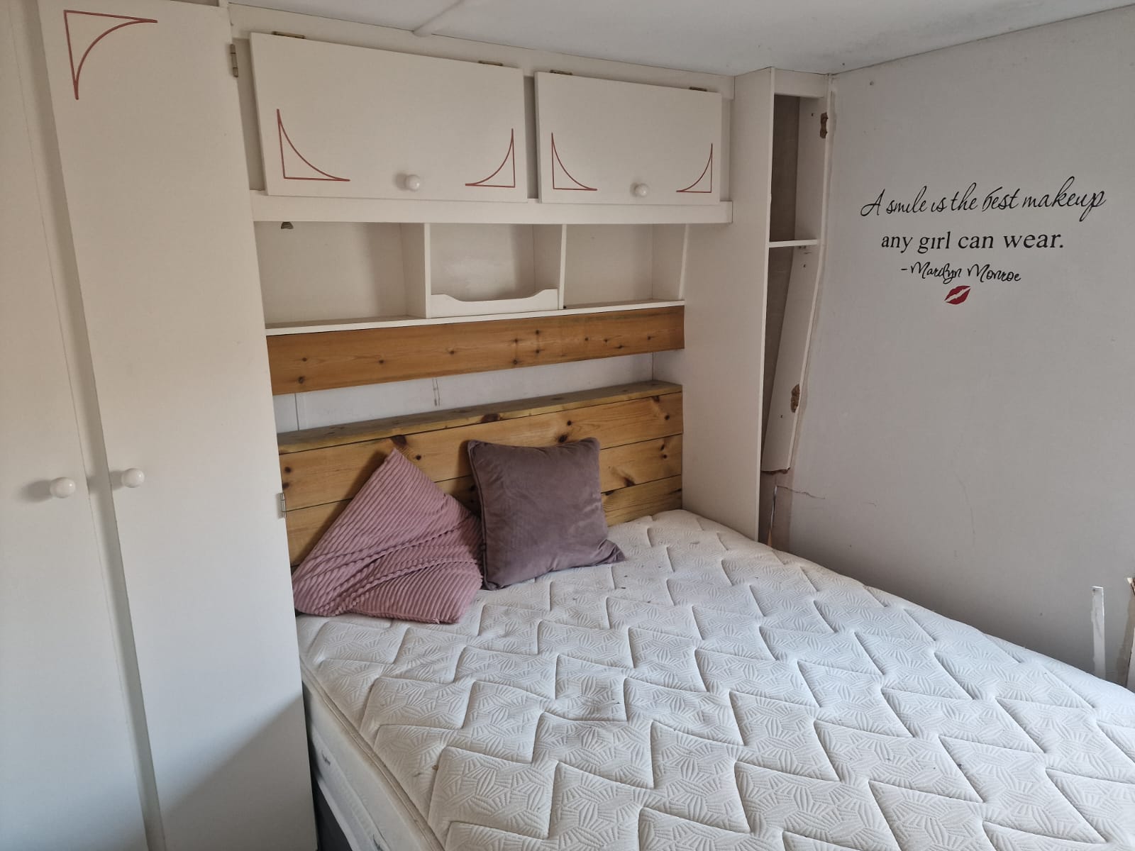 Delta Nordstar 32' x 12' two bedrooms with central heating - Image 7
