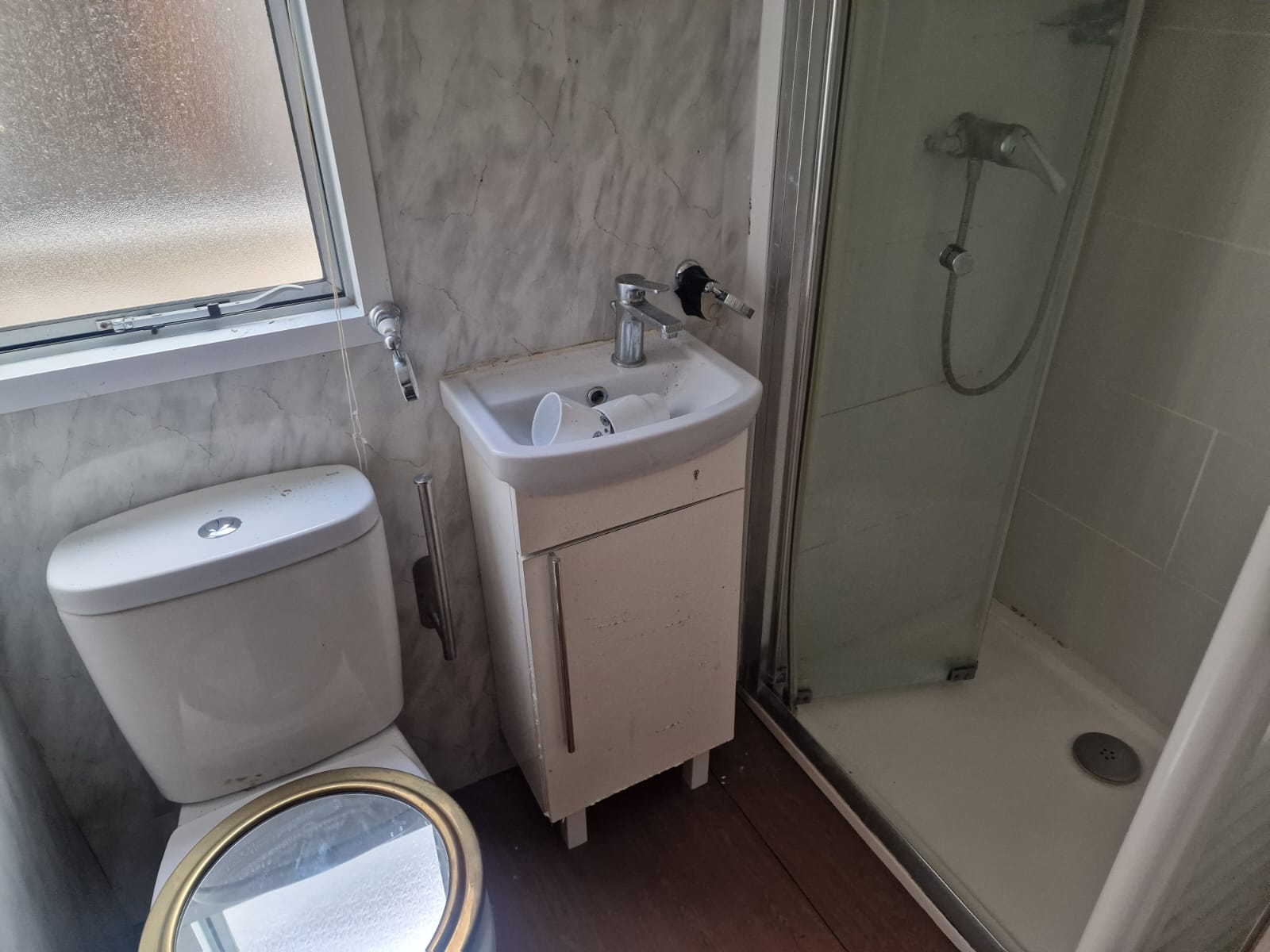 Delta Nordstar 32' x 12' two bedrooms with central heating - Image 9