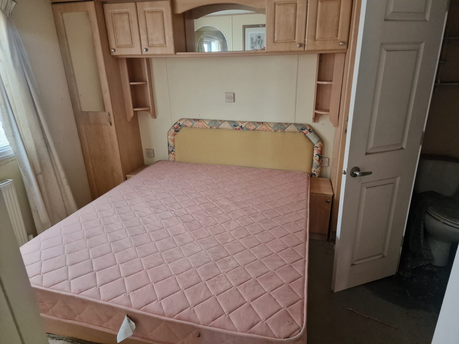 2017 ABI Beverley 37' x 12' full winter pack - needs work hence open to offers - Image 8