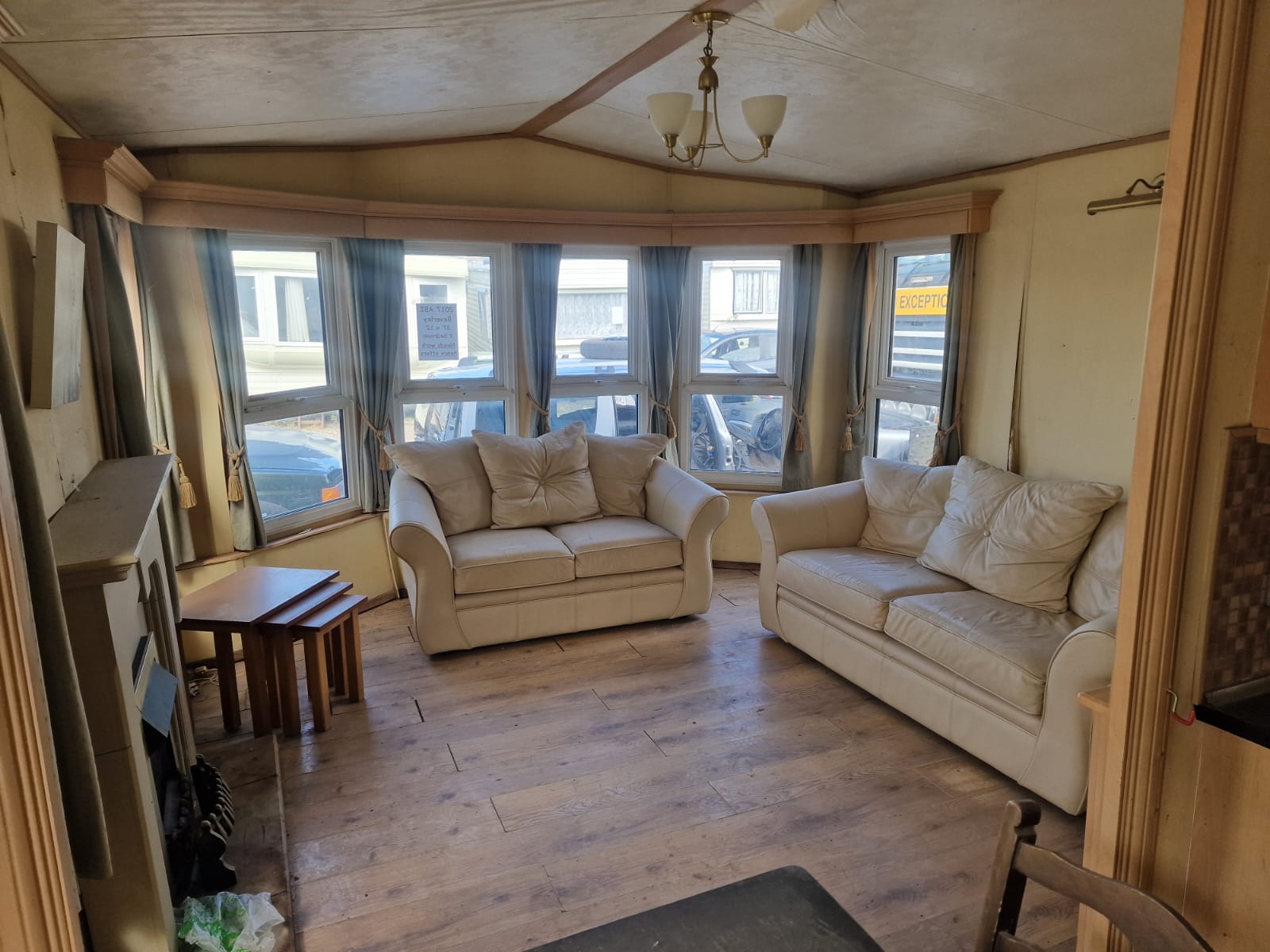 2017 ABI Beverley 37' x 12' full winter pack - needs work hence open to offers - Image 2